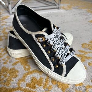 Dior Walk’n’Dior Sneaker size 37.5